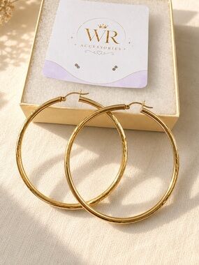 14K Real Gold Hammered Hoop Earrings Large Lightweight Hoops Excellent Condition